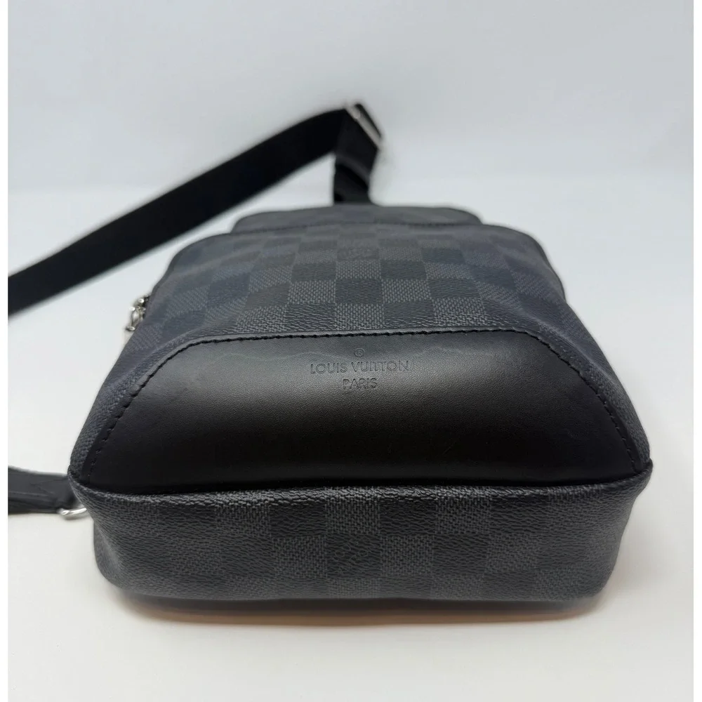 Louis Vuitton Avenue Sling Bag Damier Black Leather